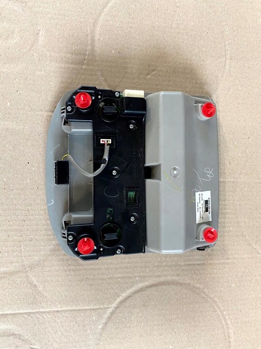 фото №6, Лампа освещение потолок потолочная панель кабины hilux viii 8 15-