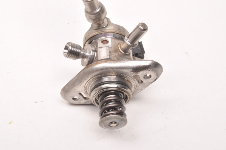 фото №7, Ford fiesta mk8 1.5 st насос пального hx7g-9d376-aa