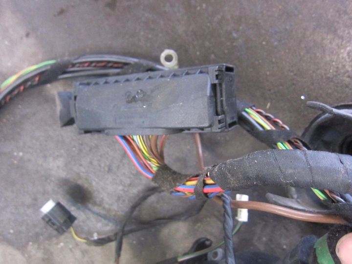 фото №12, Bmw f30 328xi джгут установка інтер'єру дроти