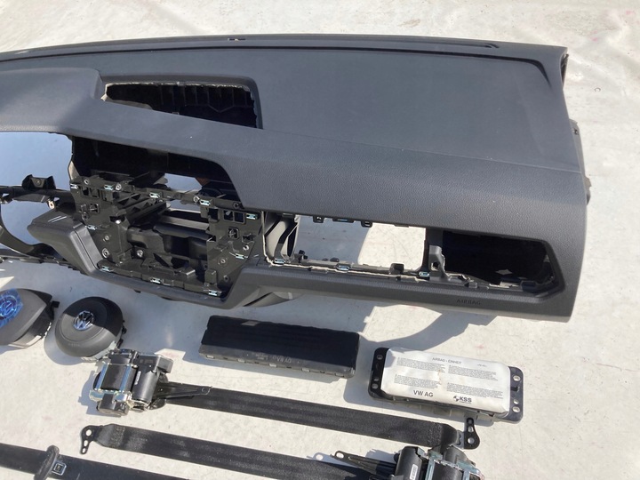 фото №8, Vw touran 5t 5ta панель капот консоль подушки pas