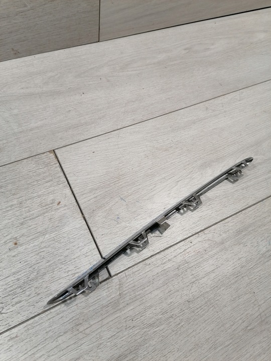 фото №8, Mercedes w117 amg планка решётка радиатора правая a1178851021