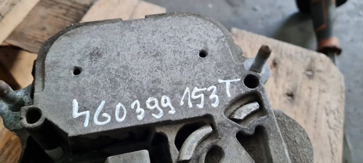фото №6, A6 c7 4g рестайлинг кронштейн кронштейн коробки кпп / коробка передач 3.0 tdi 4g0399153t 4g0399263r