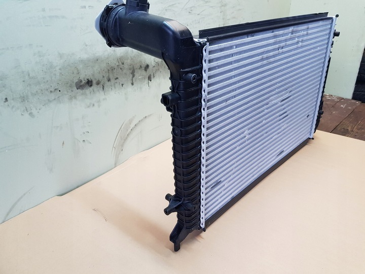 фото №8, Радиаторов интеркулер vw golf v octavia ii touran jetta audi a3 seat leon
