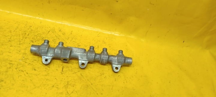 фото №11, Топливная рейка alfa romeo 156 1,9jtd 0445214009