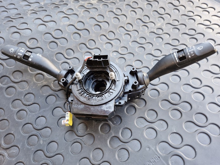 фото №1, Kia stinger лента сматыватель подрулевые рычаги 93404-j5810 подушка безопасности