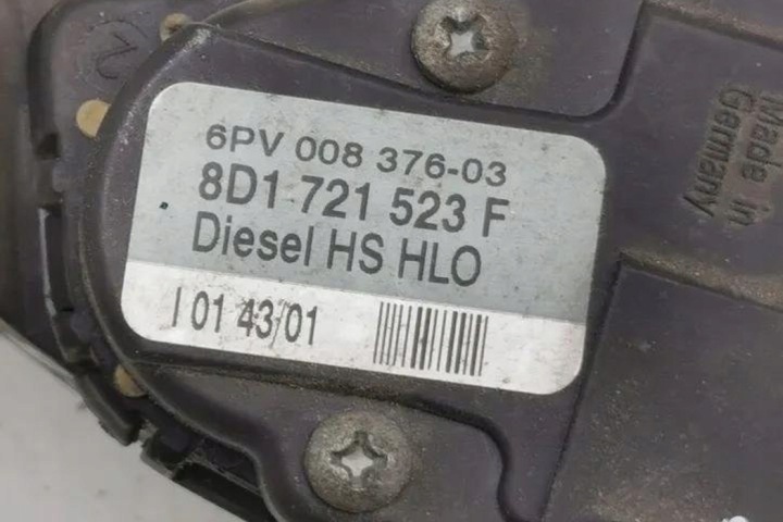 фото №7, Педаль газу vw passat b5 3b2 8d1721523f 1.9l дизель 66kw 2003