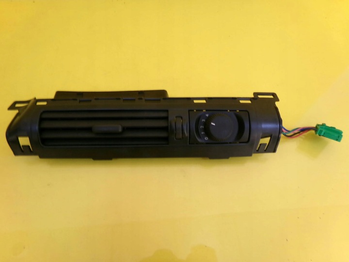 фото №7, Решётка воздуховод регулировка з панель левый перед peugeot 5008 96846886xt nr236