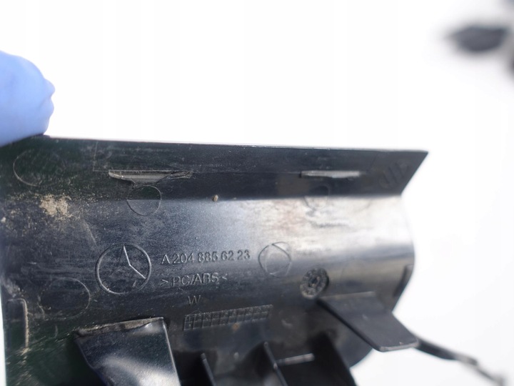 фото №3, Mercedes c-klasa w204 amg 11-14 заглушка фаркоп зад