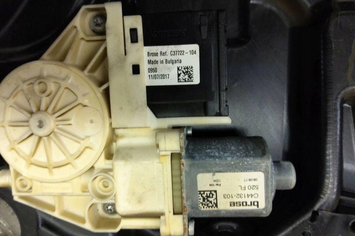 фото №7, Підйомник вікна лівих передніх двері jeep renegade off-road bu