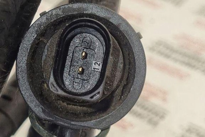 фото №6, Шланг топлива vw passat b7 аксессуар 365 1k0121070e 2.0l дизель 103kw