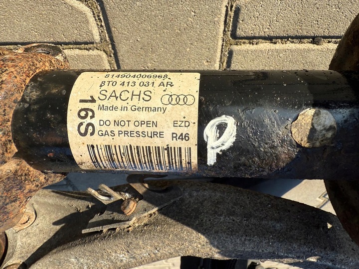 фото №5, Audi s5 a5 8t рестайлинг 3.0tfsi поворотный кулак амортизатор mcpherson  правые 4g0407242c 8t0413031ar