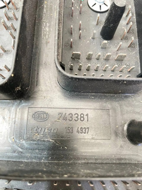 фото №5, Коробка модуль запобіжників opel astra h zafira b - 13191128