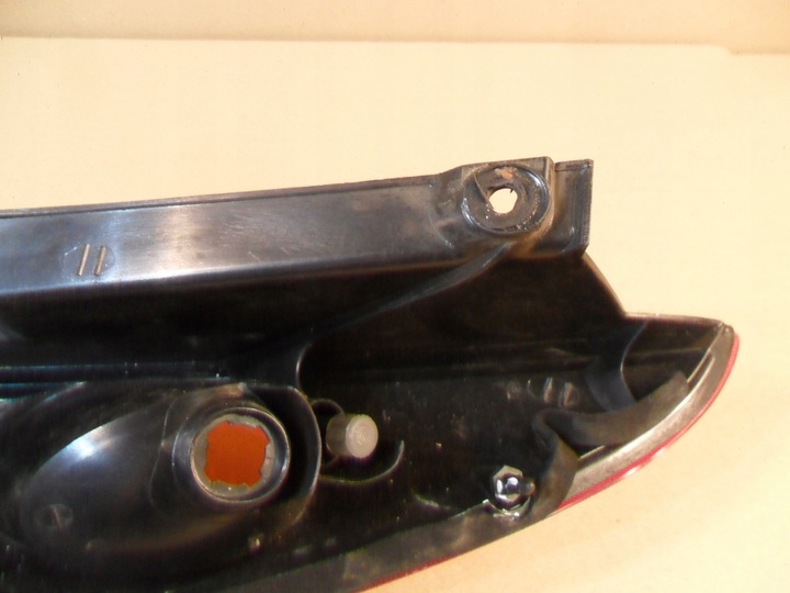 фото №9, Лампа ліва зад nissan almera tino 89303850