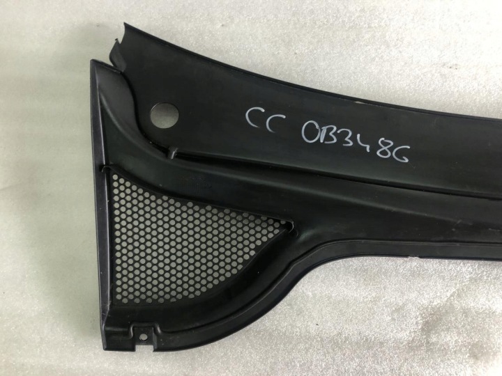 фото №10, Панель под лобовым стеклом левое 3c8819403 vw passat cc европа
