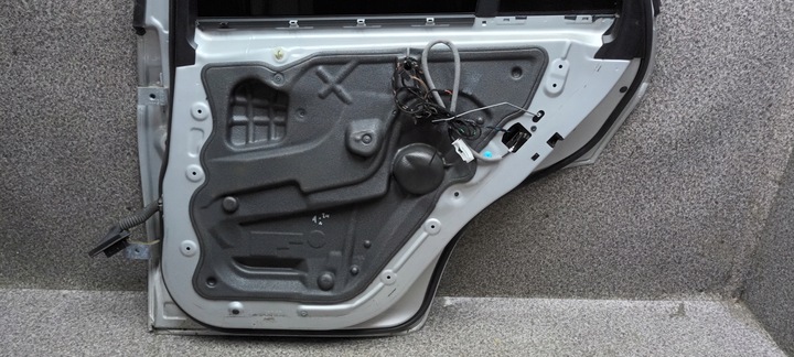 фото №9, Bmw x5 e70 дверь правые задние ручка стекло планка правый зад 354/7 org