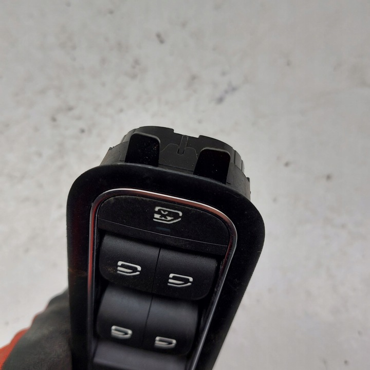 фото №10, Mercedes a35 w177 панель стекло зеркал левый перед руль