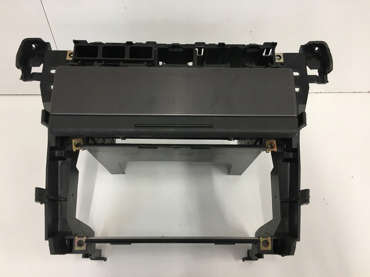 фото №2, Audi a6 c5 рамка корзина радио рестайлинг 4b0858005c