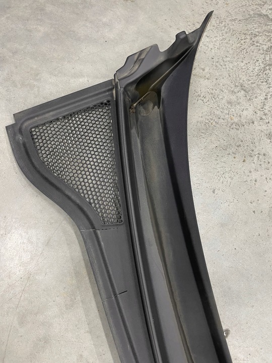 фото №6, Панель под лобовым стеклом q3 rsq3 83a оригинал 83b819403a