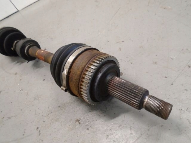 фото №3, Hyundai ix35 11 2.0 crdi піввісь привідна лівий перед