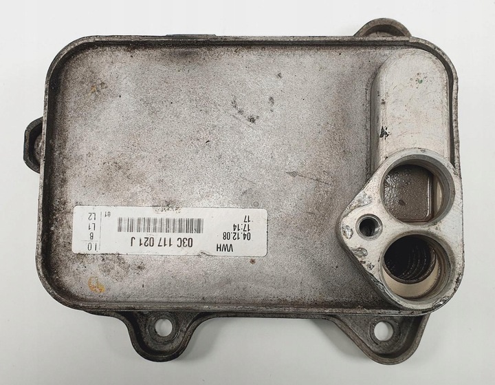 фото №1, Радиатор масла vw golf vi 1.4 tsi 03c-117-021-j