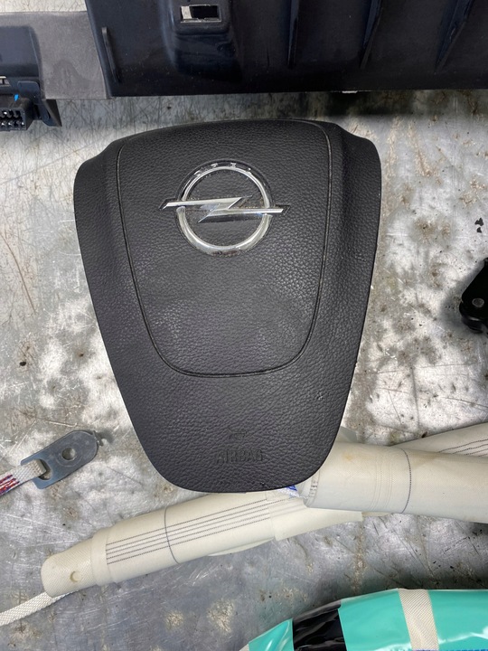 фото №3, Opel zafira c панель консоль капот подушка подушка безопасности pas шторка европа