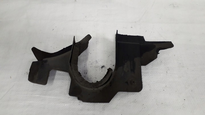 фото №1, Audi 1.9 tdi защита полуось правый перед 8d0863188b