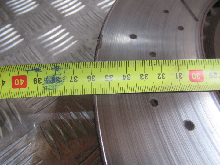 фото №11, Mercedes glc amg s 6.3 тормоза зажимы диски комплект