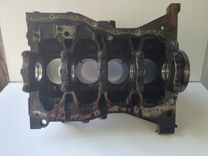 фото №9, Nissan qashqai 1 рестайлинг 1.5 dci блок двигателя k9kd430