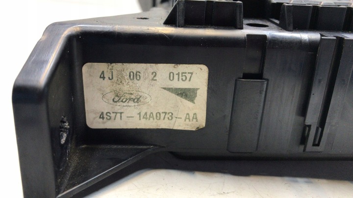 фото №6, Ford mondeo mk iii 2006 рамка / модуль запобіжників