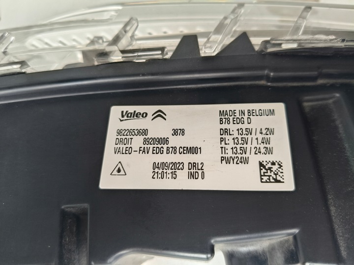 фото №7, Галоген праві citroen c4 picasso ii 13-16 led