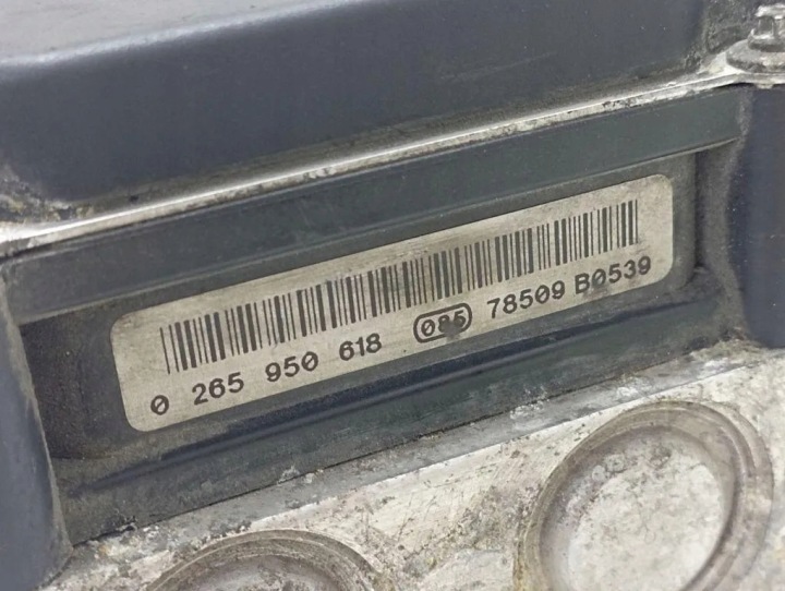 фото №6, Блок управления abs mercedes-benz a w169 0265950618 2.0l дизель 80kw 2005