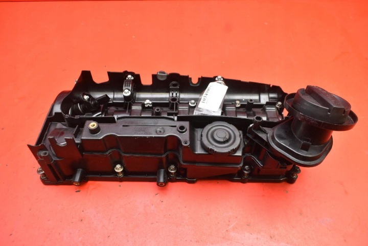 фото №8, Кришка клапанів корпус 7810584 bmw f10 f11 2.0 d 184 km 09-13