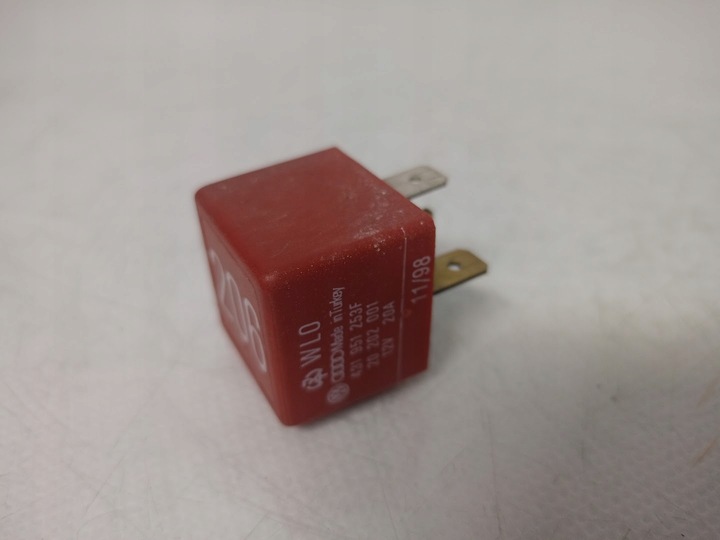 фото №10, Реле вентиляторів volkswagen new beetle