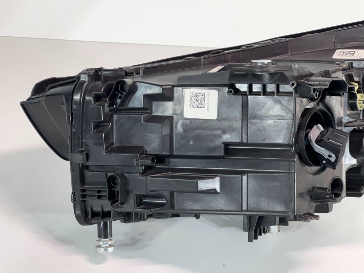 фото №7, Комплект фари передніх перед сторона права bmw i5 g60 le22a6494