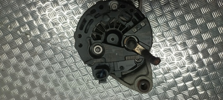 фото №6, Генератор vw seat skoda audi оригинальный номер 038903018e bosch 90a. eu.