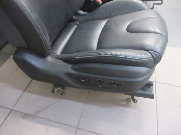 фото №9, Сидіння перед диван обшивки шкіра mazda rx-8 rx8 uk