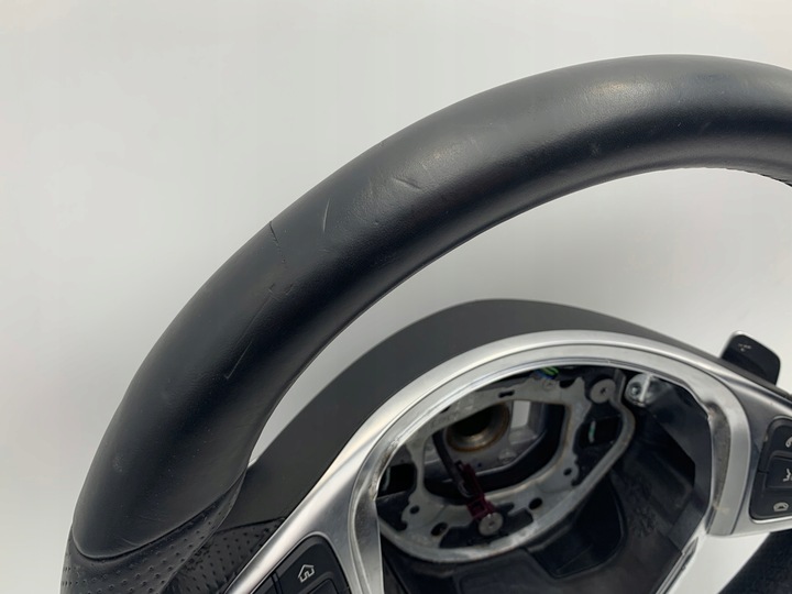 фото №12, Mercedes w205 руль лепестки кожа красивая