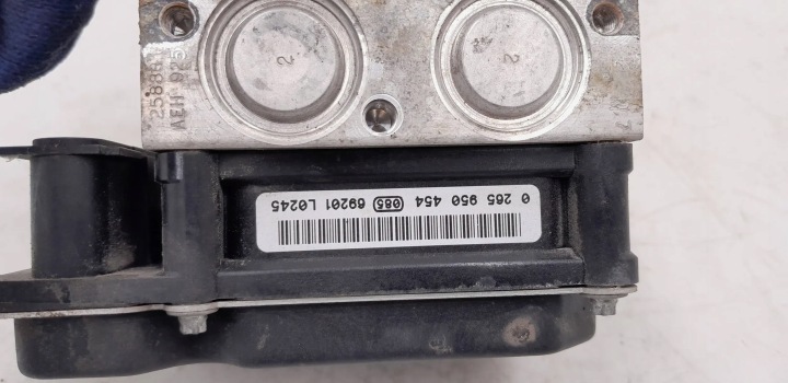 фото №8, Renault scenic ii рестайлинг 1.9 dci главный тормозной цилиндр abs