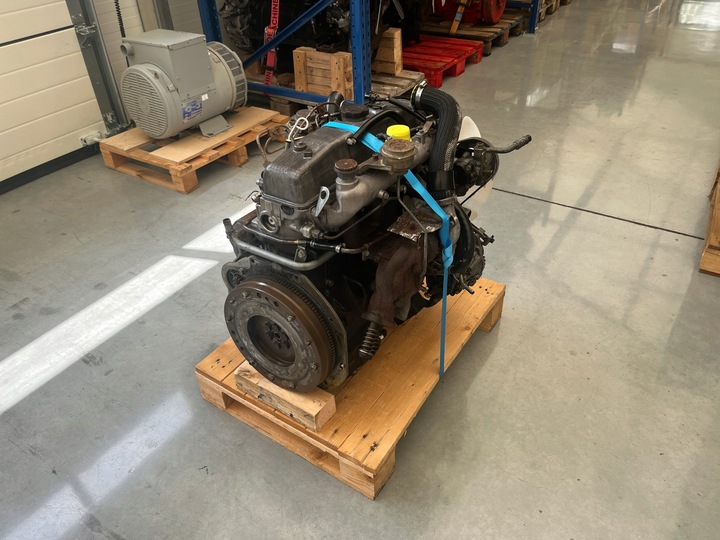 фото №8, Двигатель комплектный 2.5 td mitsubishi pajero l200 4d56