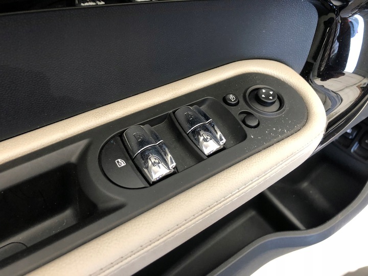 фото №8, Боковина комплект mini countryman f60 обивка