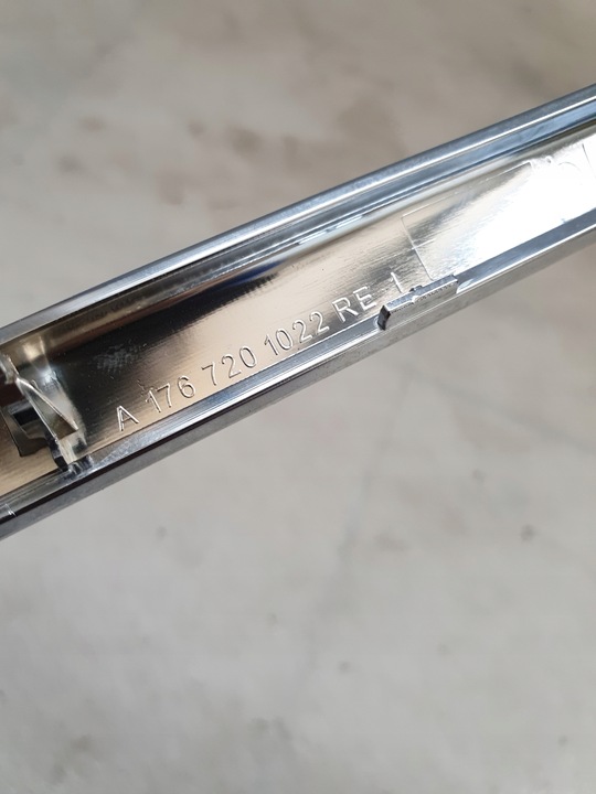 фото №4, Планка декоративна двері хром лівий перед w176