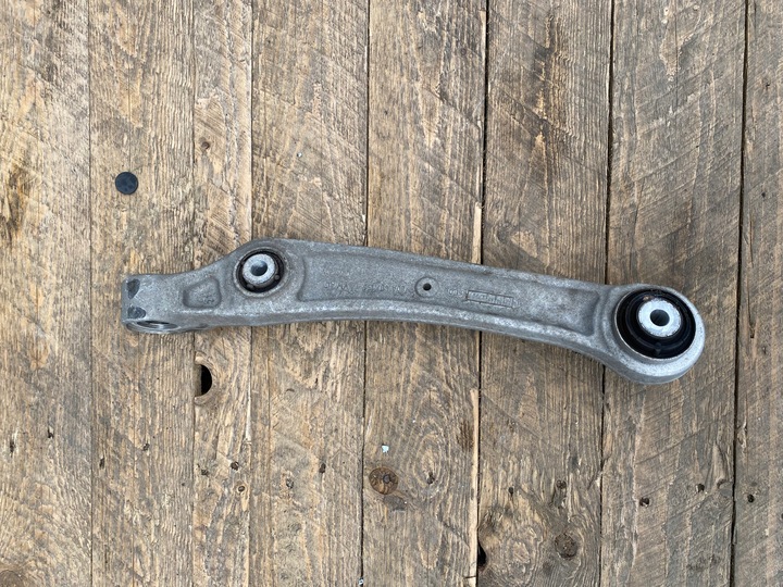 фото №1, Audi q5 80a рычаг правые переднее 80a407156