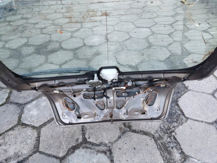 фото №4, Кришка задня toyota avensis t25 хетчбек 03-08