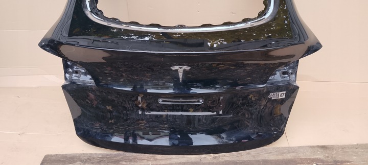 фото №8, Крышка багажника зад задняя tesla модель y 20-24rok оригинал