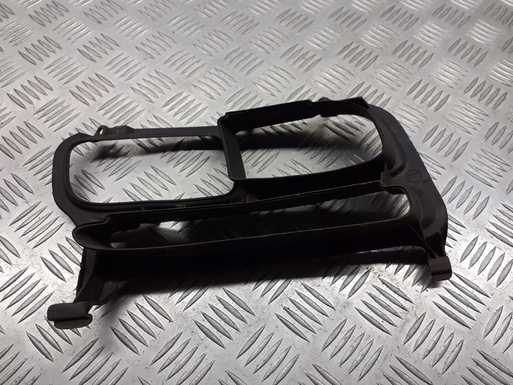 фото №3, Рамка держатель галоген левая toyota avensis t25 1.8 vvti