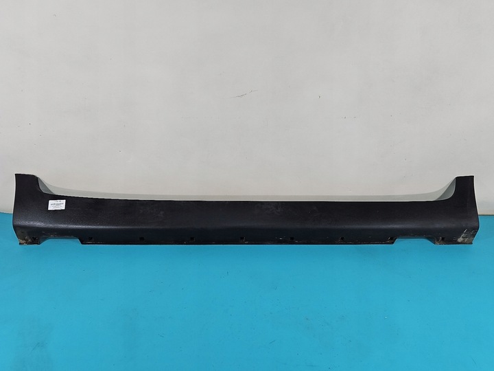 фото №1, Планка пороговая правая порог накладка kia sportage iii 10-15 87752-3u000