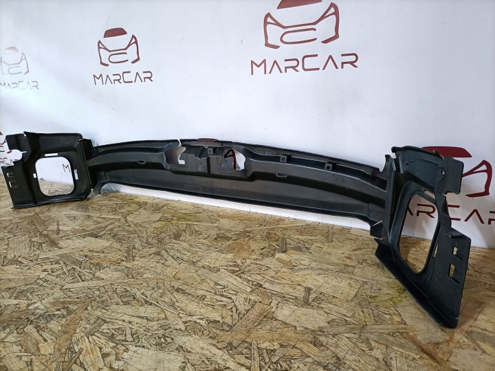 фото №13, Bmw 5 f90 g30 g31 руль канал воздуха радиатор верхний 51747383845