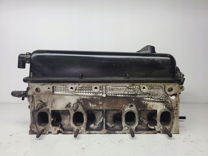 фото №1, Vw passat b5 1.6b головка 06b103373a