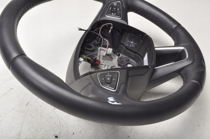 фото №8, Ford focus mk3 руль кожаный многофункциональная