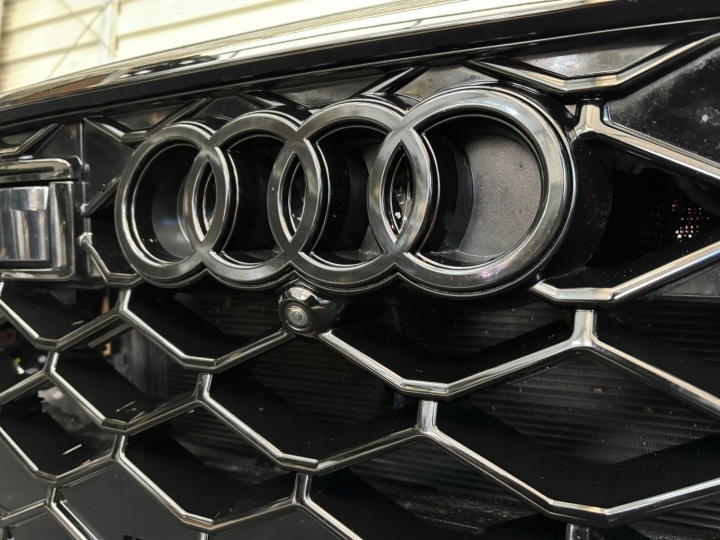 фото №9, Перед комплектний audi rsq8 рестайлінг performance laser q8 2025r ls3m chili red